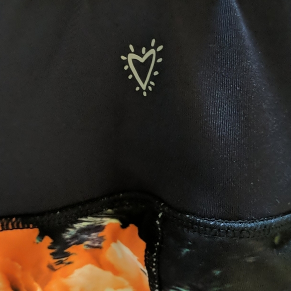 Betsey Johnson Floral Cut Out Leggings Small - Picture 7 of 7